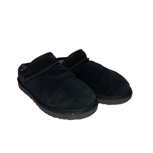 UGG Woman Slippers Size 7 - Picture 1 of 6